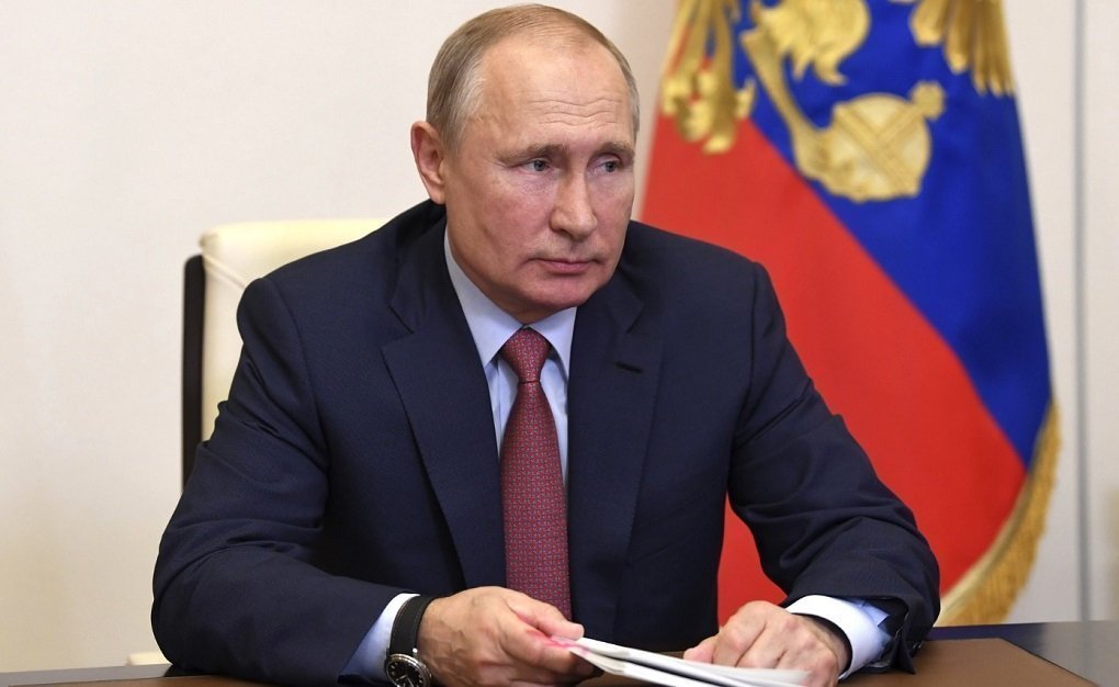 ЦИК России зарегистрировала Владимира Путина в качестве кандидата на должность Президента.